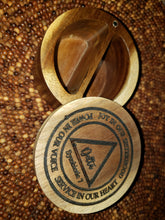 Load image into Gallery viewer, Pyramid/Induction Pin Keepsake Box
